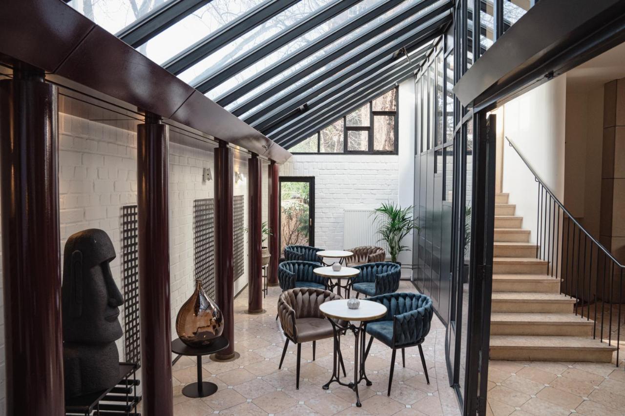 Hotel Domicil 4*